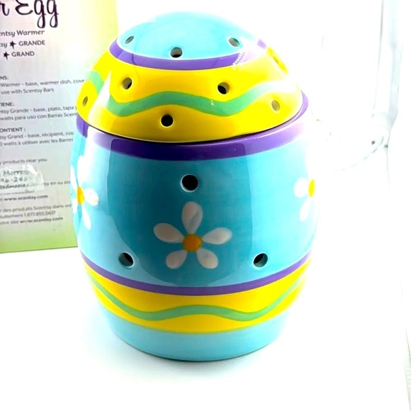 Scentsy Authentic Full Size Fragrance Wax Warmer EASTER EGG/Spring/Seasonal Box - Picture 2 of 5